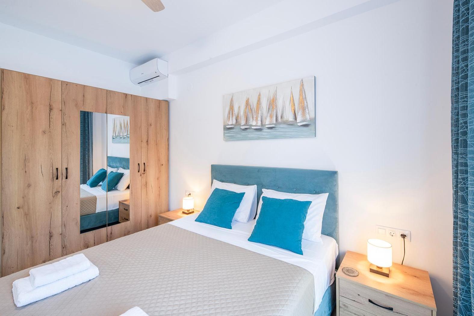 Villa Ami, Roda, Corfu: 10 Guests, Heated Pool, Private Mini Golf, Pool Table & More!! Bagian luar foto