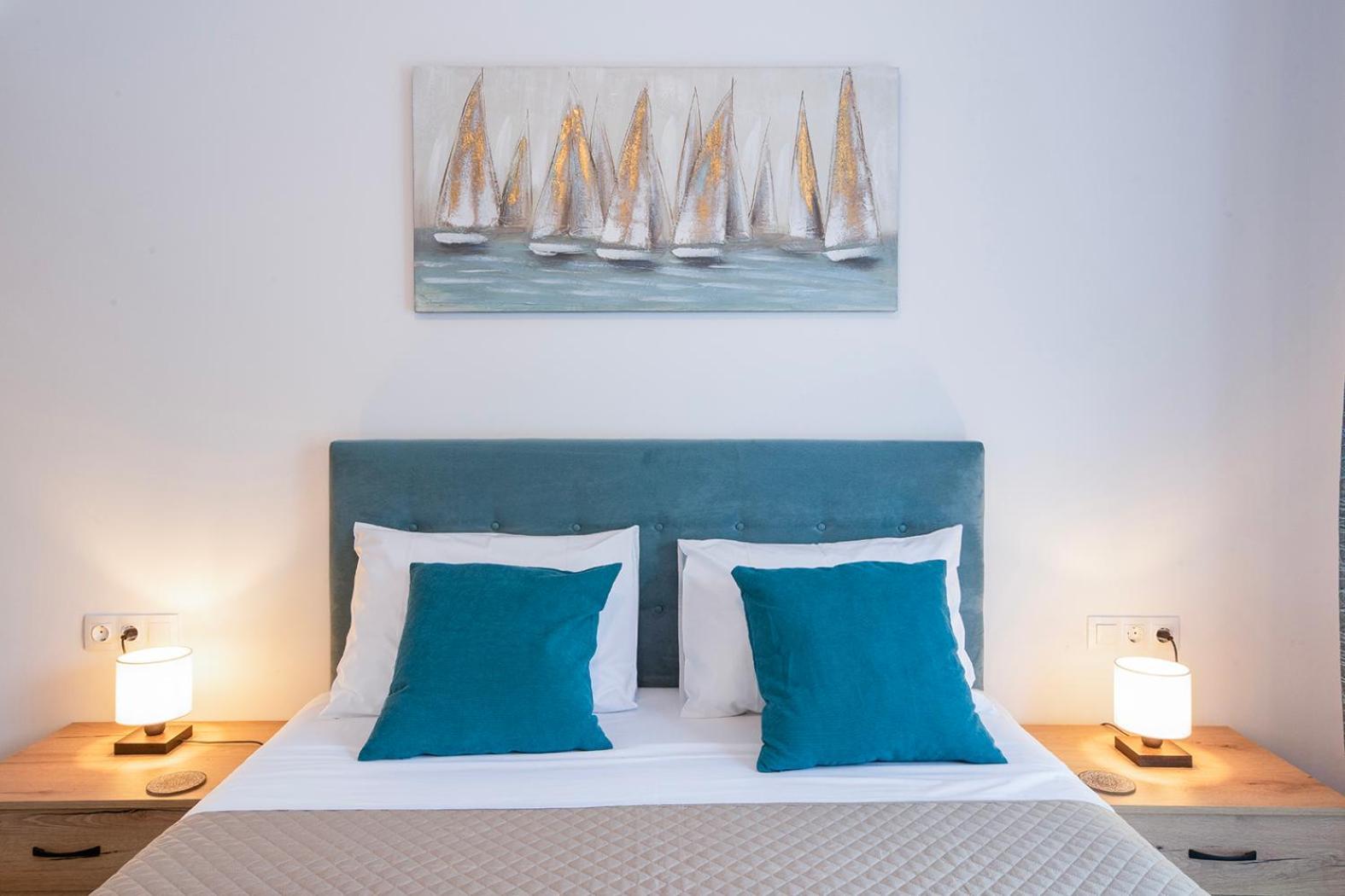 Villa Ami, Roda, Corfu: 10 Guests, Heated Pool, Private Mini Golf, Pool Table & More!! Bagian luar foto